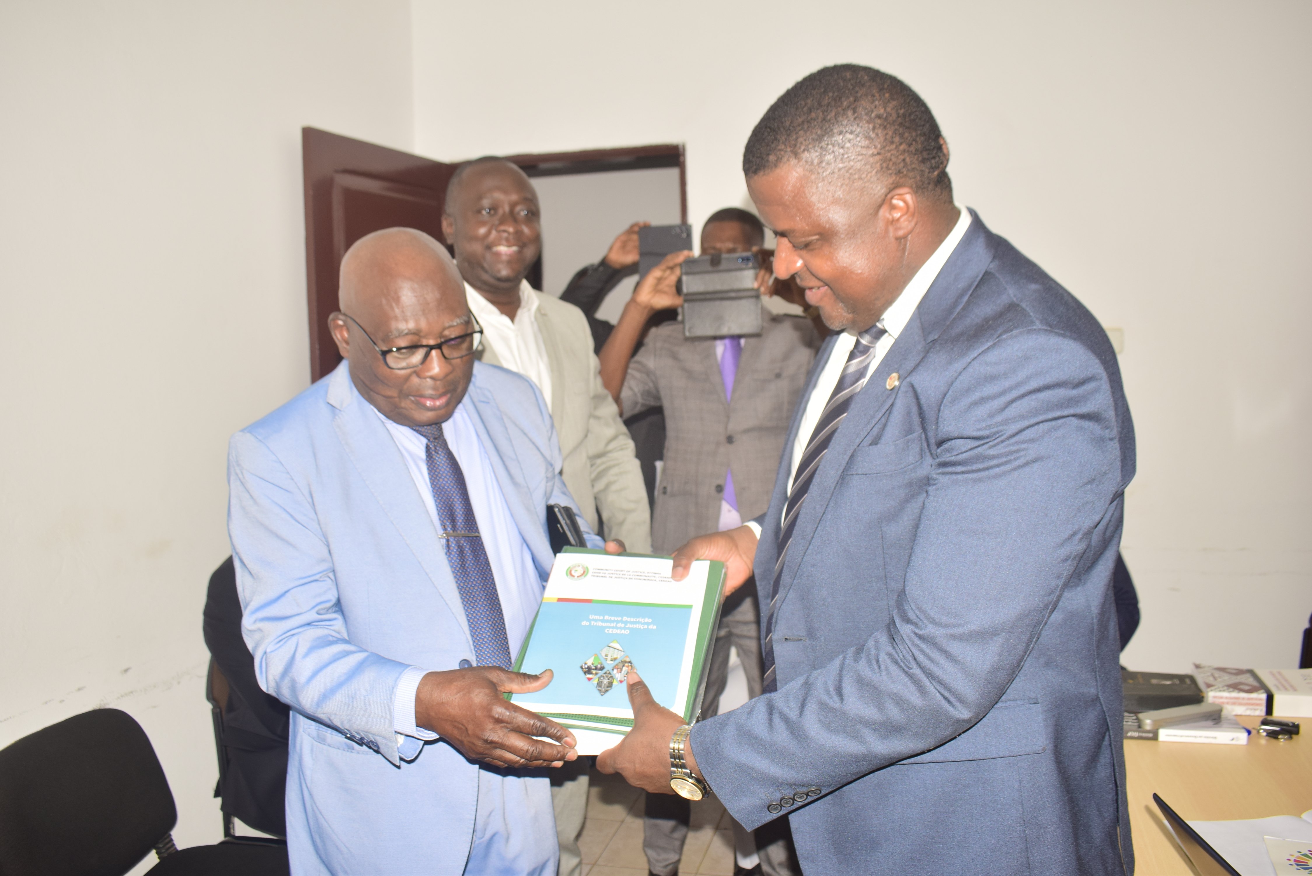 1- Justice Ouattara giging documentation to The President Bar Association GB